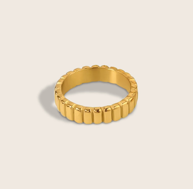 The Deqa Dome Ring – ADAE Jewelry