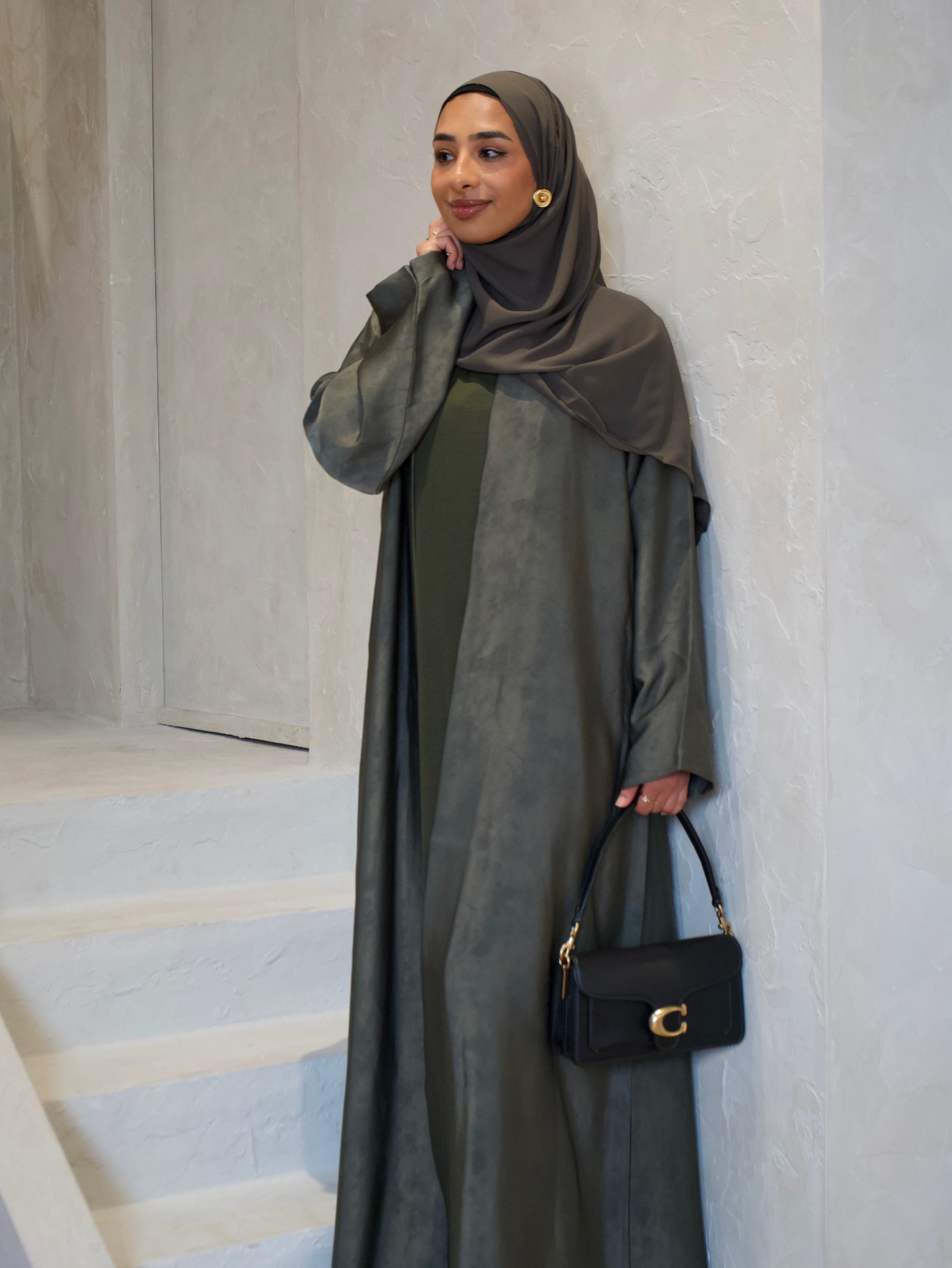 The Zayna Abaya