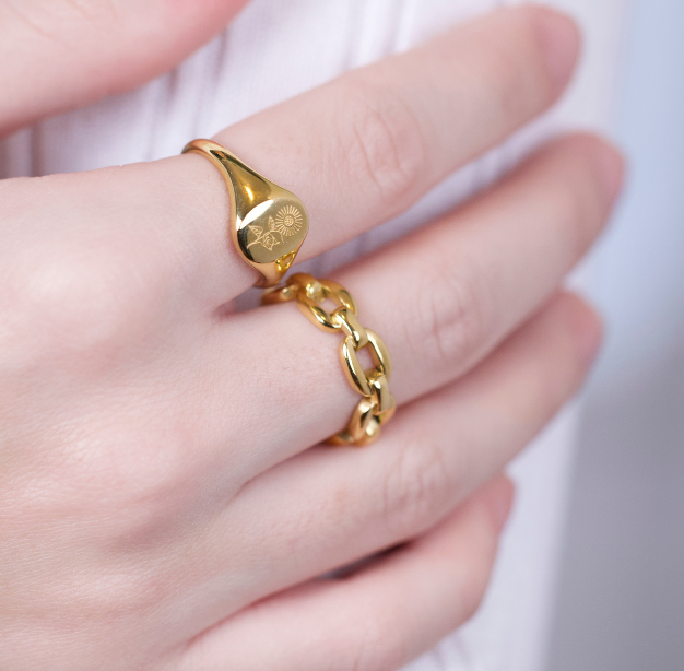 gold curb link ring