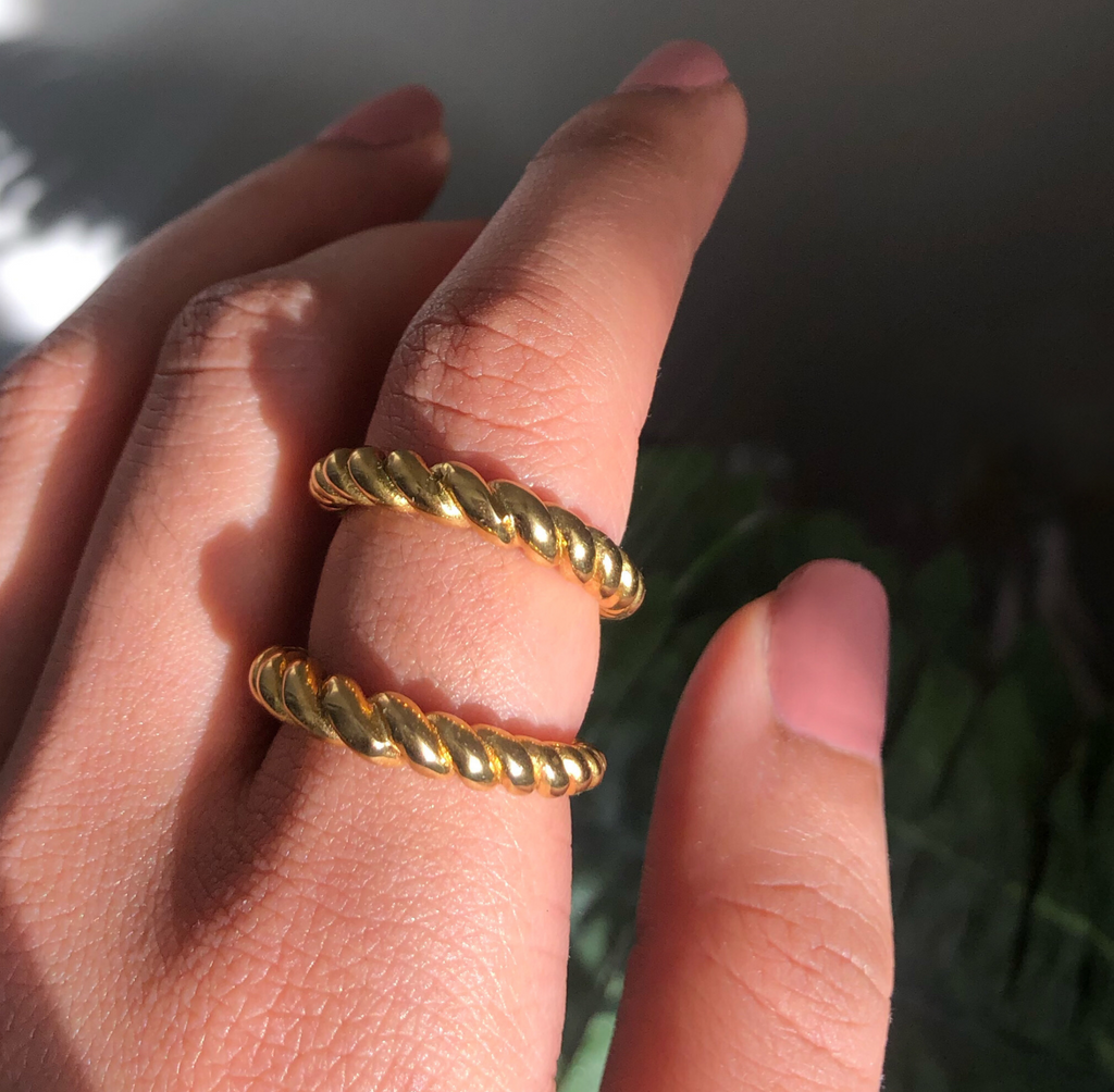 gold twisted ring, thick gold ring