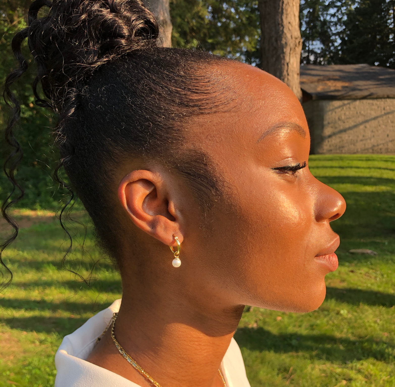 gold pearl earrings