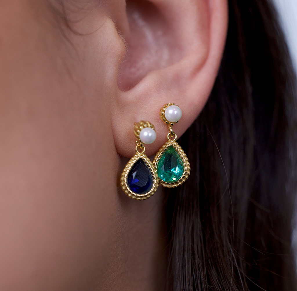 The Priya Pearl Earrings
